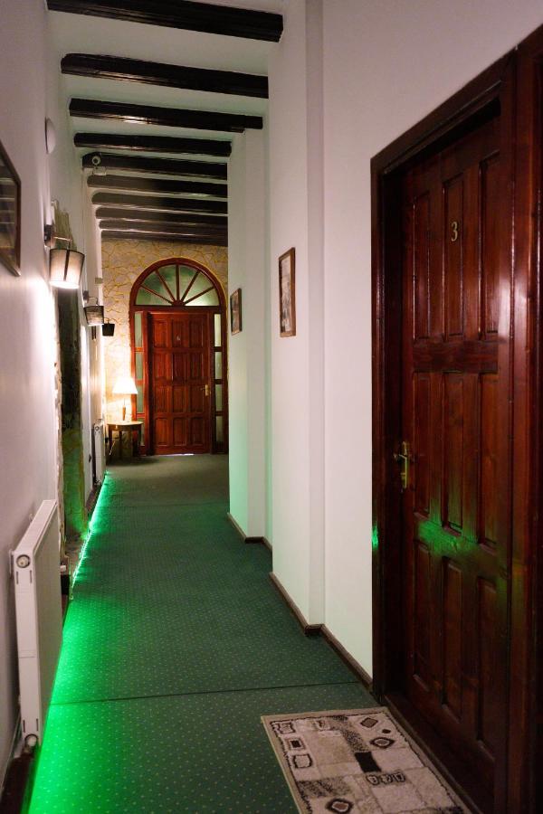 Pensiunea Noemi Braşov Exterior foto